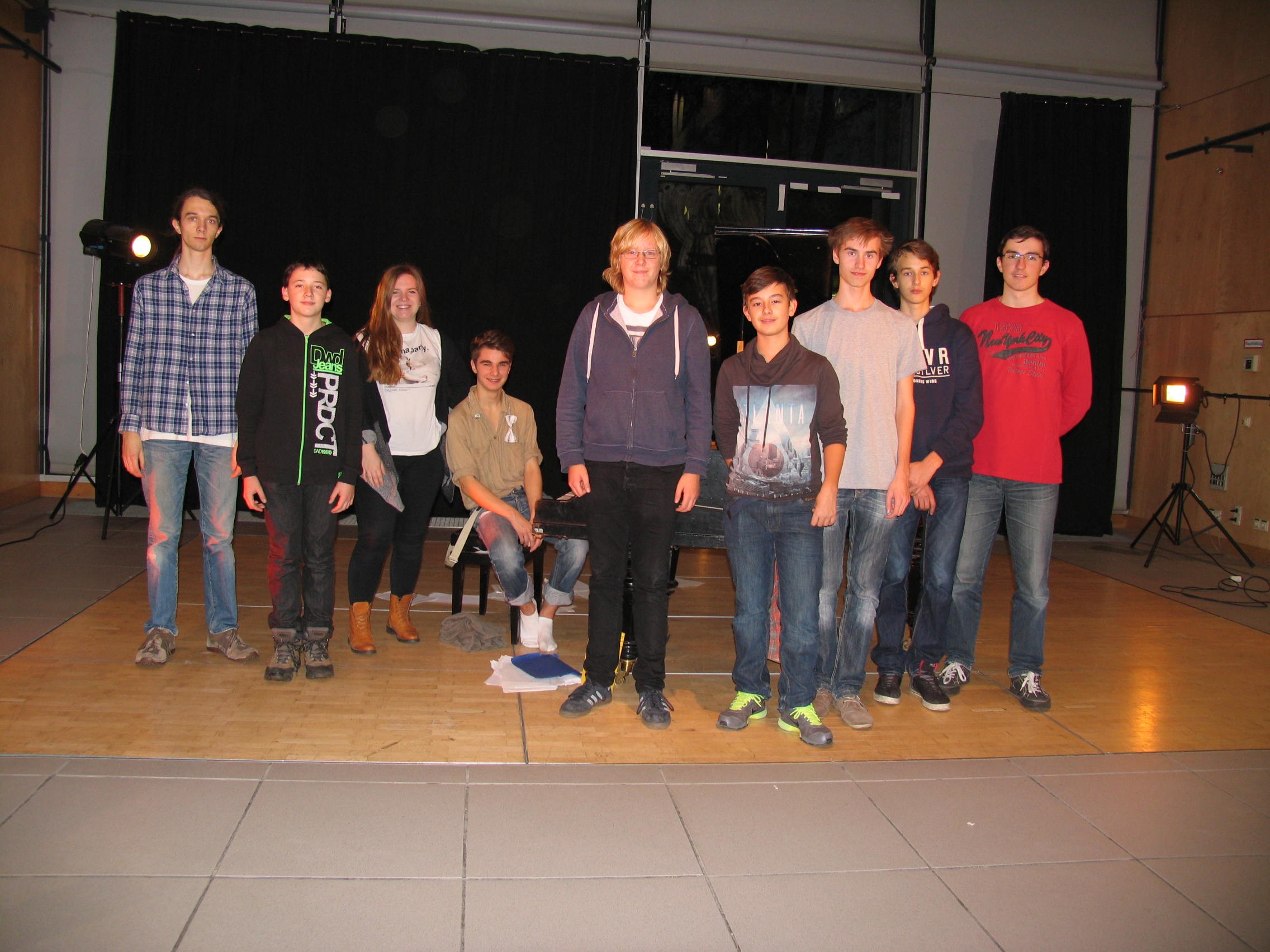 Leonard Bertram, Marc Bach, Nina Jungierek, Mathis Bärmann, Clemens Burkhard, Max Grabowski, Phillip Heise, Laurenz Bertram, Christian Totkas