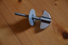 Thumb Screw